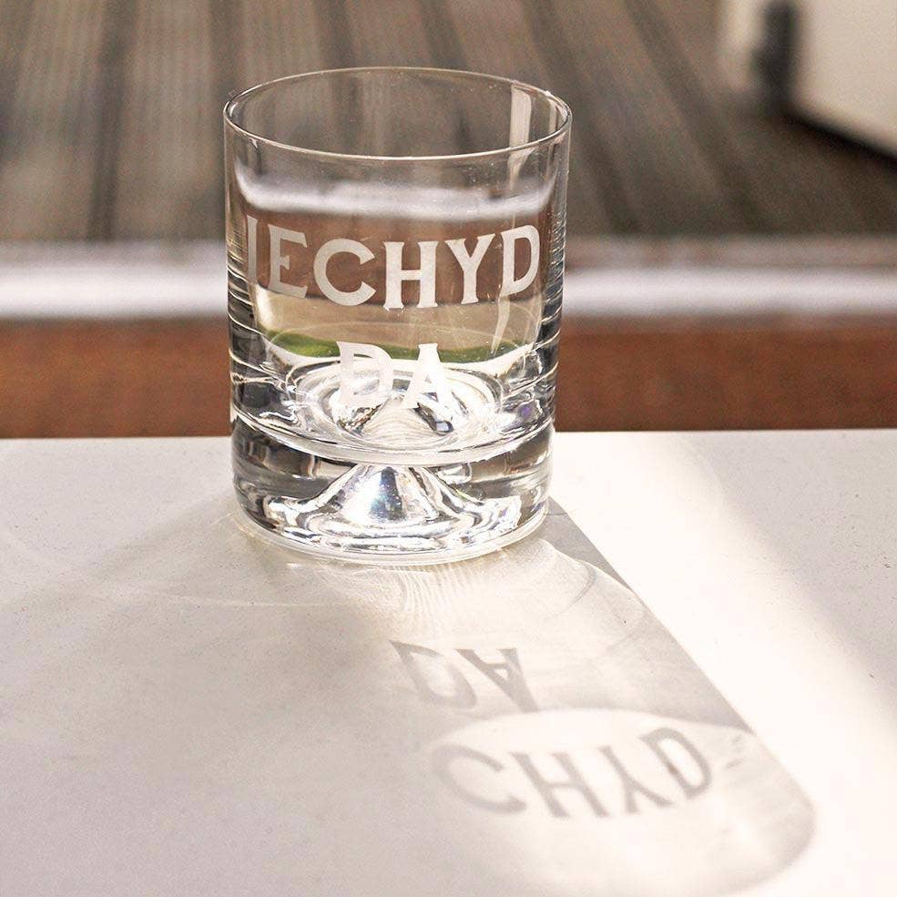 Welsh Engraved Drinks Tumbler / Whisky Glass - Iechyd Da - Good Health
