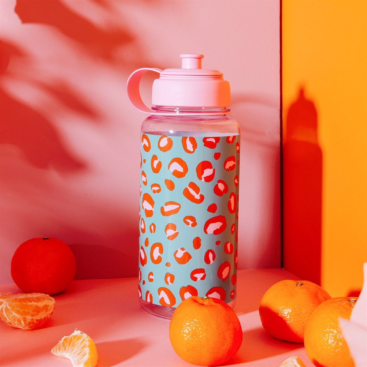 Sass and Belle Leopard Love 1 Litre Water Bottle - The Cooks Cupboard Ltd
