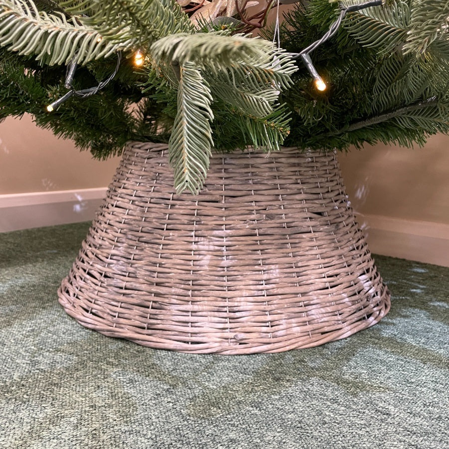 Willow Christmas Tree Skirt with Grey wash Finish - Kate's Cupboard
